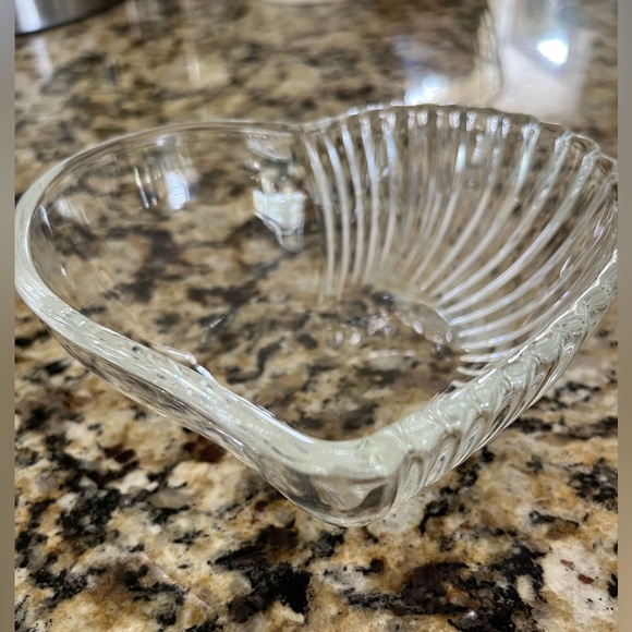 Heart Shaped Candy Dish - Picture 2 of 4